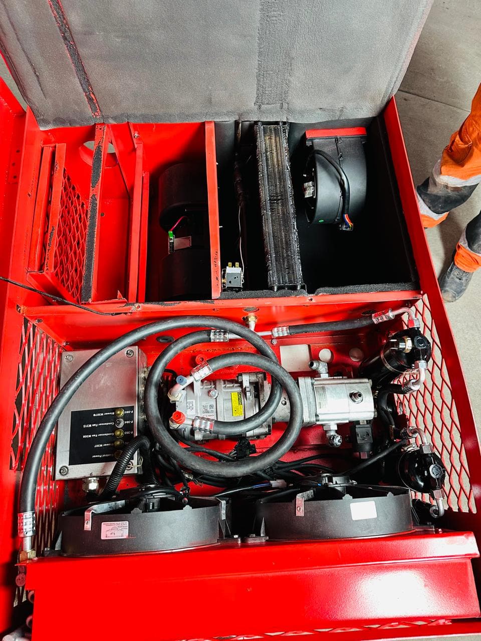Fabricación de sistemas de aire acondicionado para industria minera
